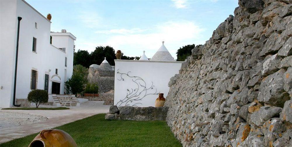 Masseria Quis Ut Deus Crispiano Eksteriør billede