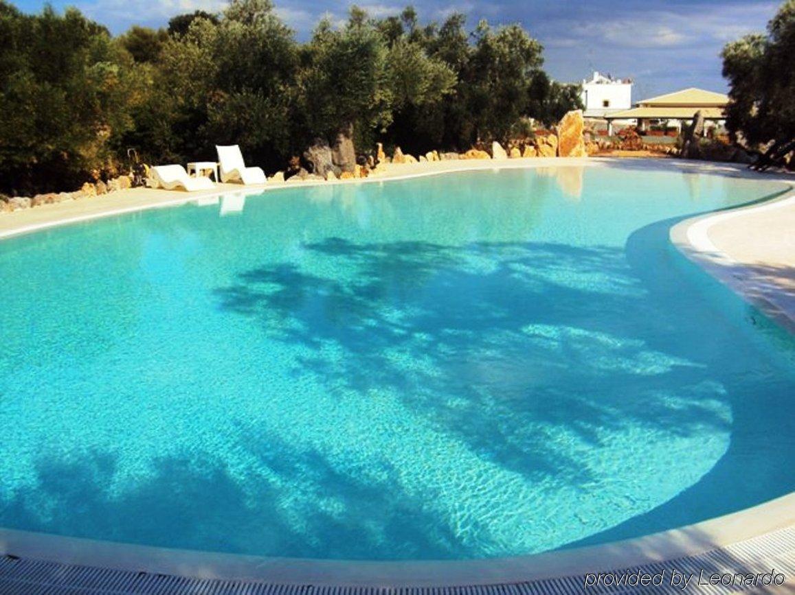 Masseria Quis Ut Deus Crispiano Eksteriør billede
