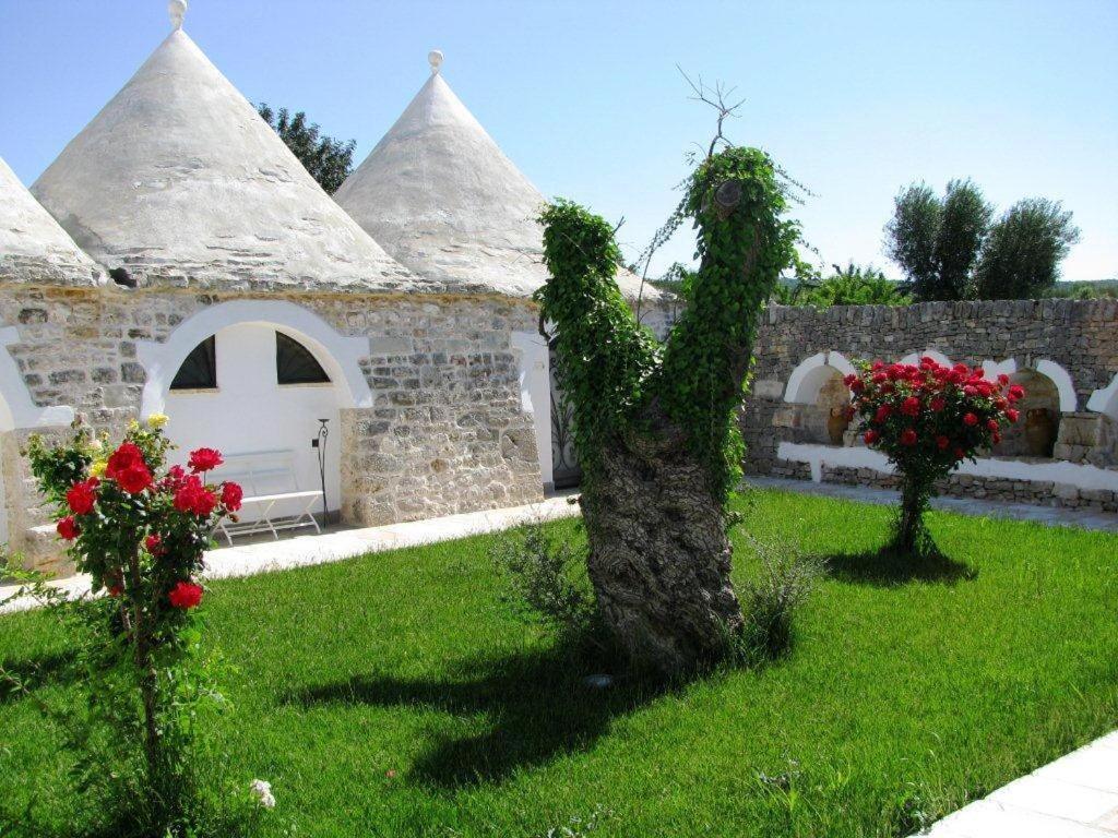 Masseria Quis Ut Deus Crispiano Eksteriør billede