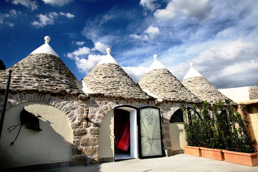 Masseria Quis Ut Deus Crispiano Eksteriør billede