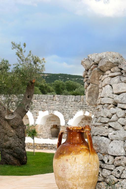 Masseria Quis Ut Deus Crispiano Eksteriør billede
